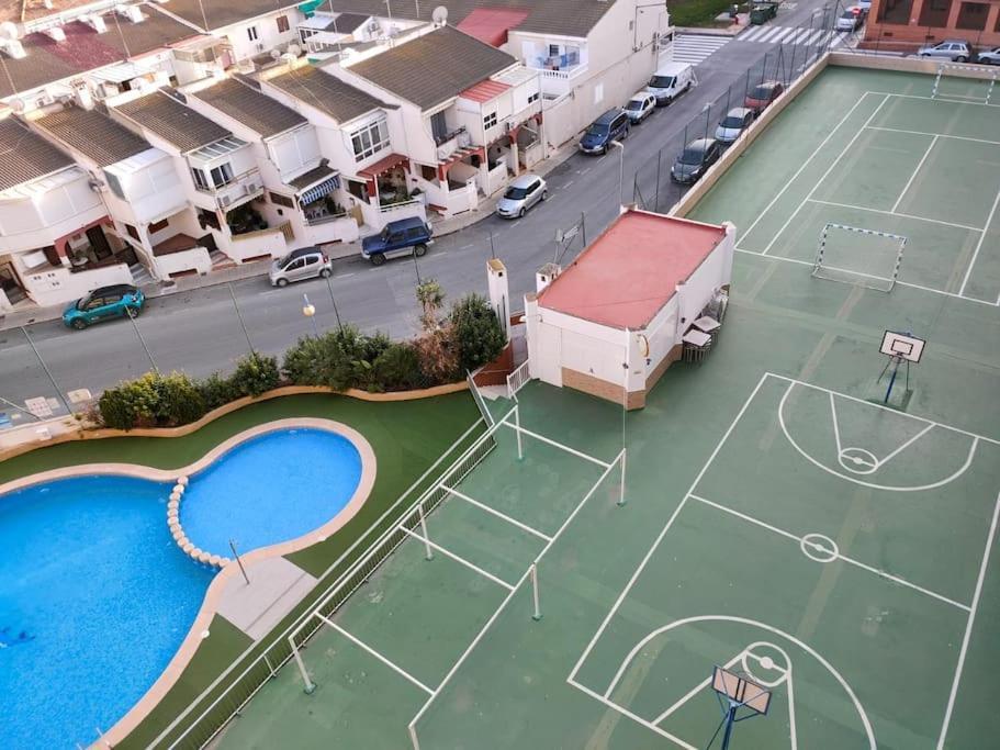 Apartament Flamingo Z Basenem Torrevieja Ngoại thất bức ảnh